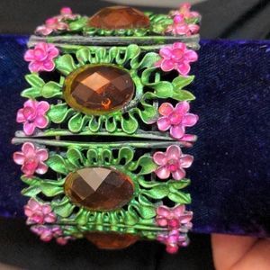 ❤️ Beautiful Hand Painted Cuff Bracelet